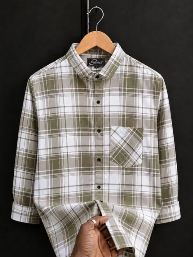 Men Light Blue ; White Checked Full Sleeve Casual Shirt